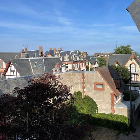 Les Ormes 17 Houlgate Exterior foto